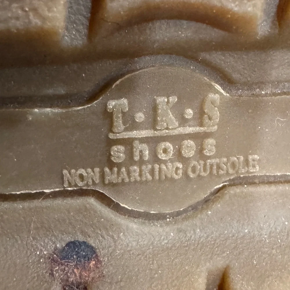 Kids Tan Boots size 8